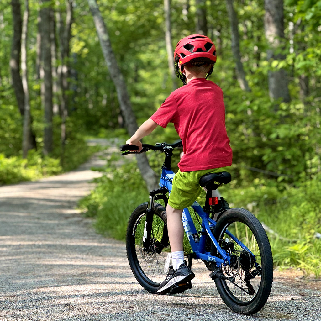 Glerc Skyline 24 Inch Kids Mountain Bike for Boys Girls 10 11 12 13 14 Years Old, 21-Speed Kid Bicycle with Front Suspension & Dual Disc Brakes & Rugged Frame, Black